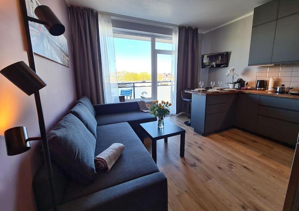 Stylish Apartment With Parking & Spacious Balcony Riga Exterior foto