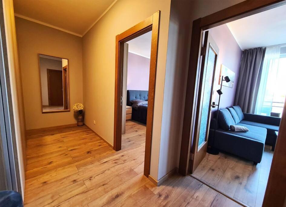 Stylish Apartment With Parking & Spacious Balcony Riga Exterior foto